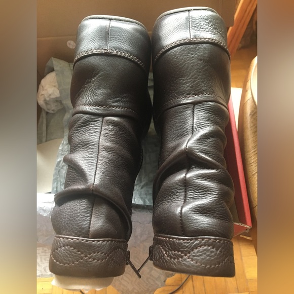 EUC FitFlop Dark Brown Leather Crush Boot Zipper Closure & Microwabbleboard Sole - Picture 10 of 12